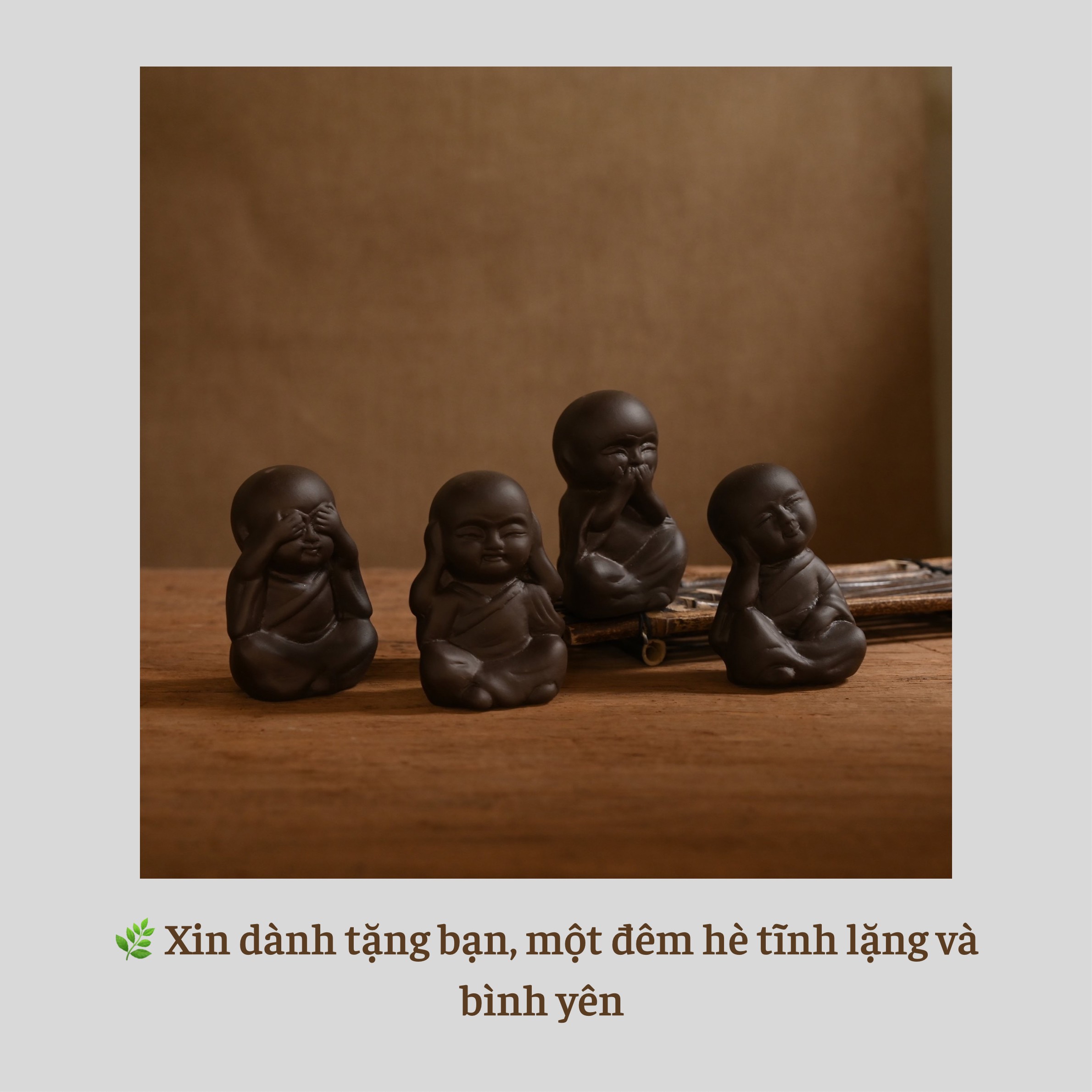 Tượng chú tiểu tứ không Tượng chú tiểu tứ không